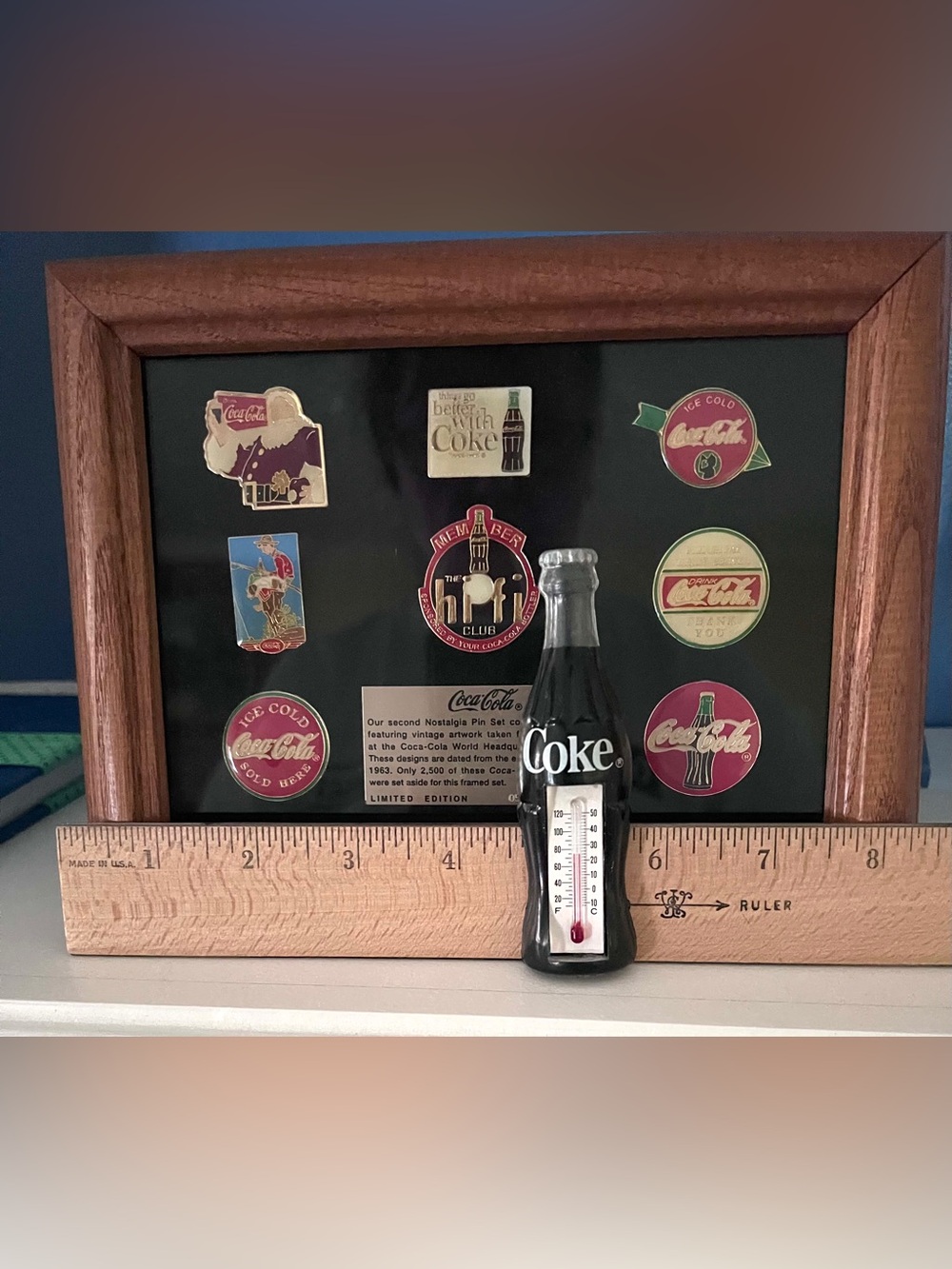 Coca-Cola Pin Nostalgia Limited Edition 500/2500 Displays 8 Classic Pins